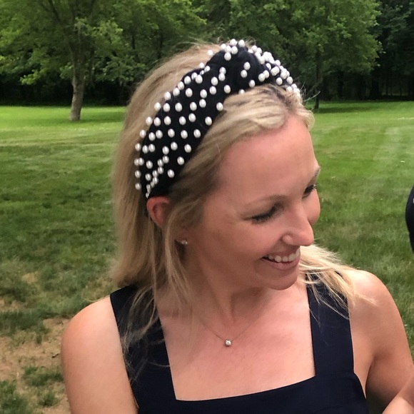 Accessories - Velvet pearl studded knot headband